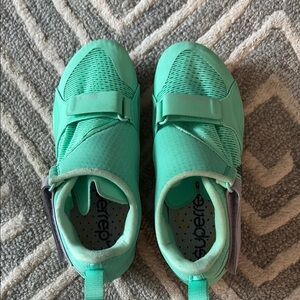 Nike spin shoes 37.5